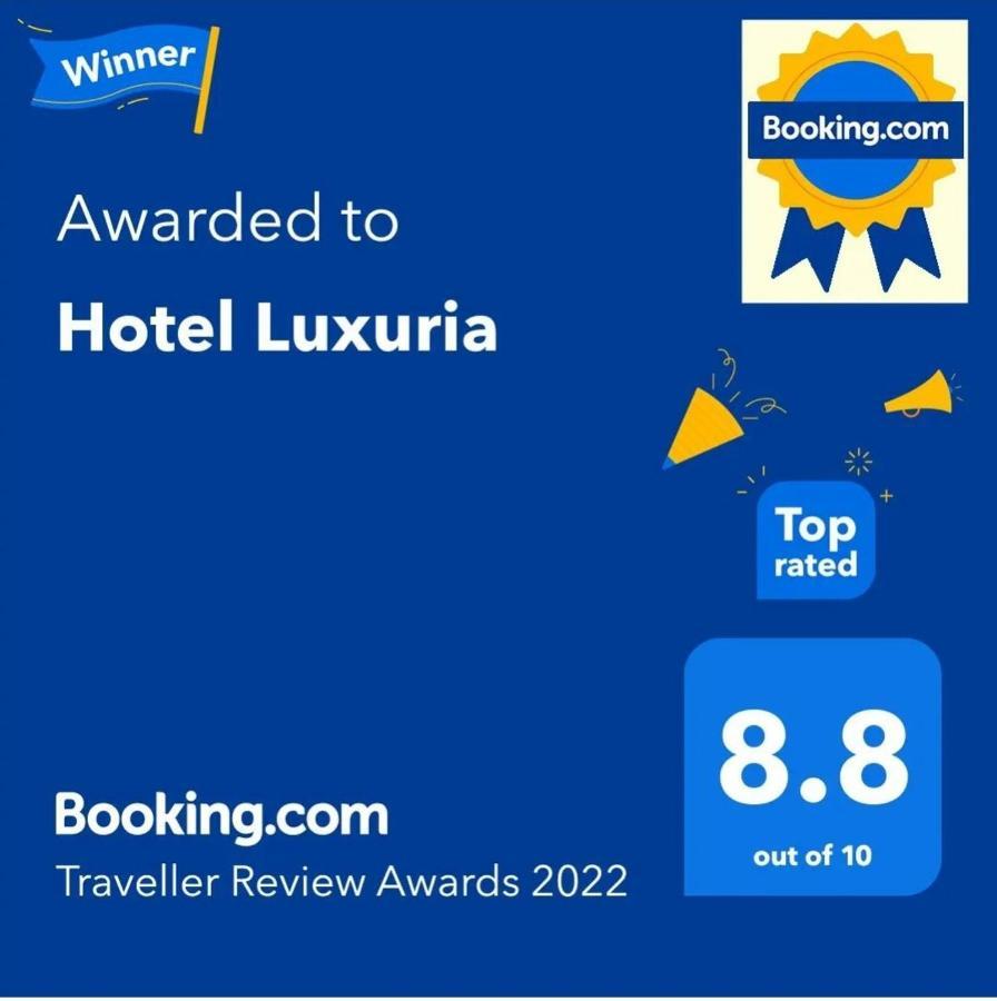 Hotel Luxuria ลูดิฮานา ภายนอก รูปภาพ
